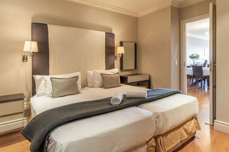 Hotel Cape Royale - Whosting
