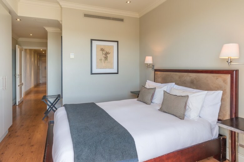 Hotel Cape Royale - Whosting