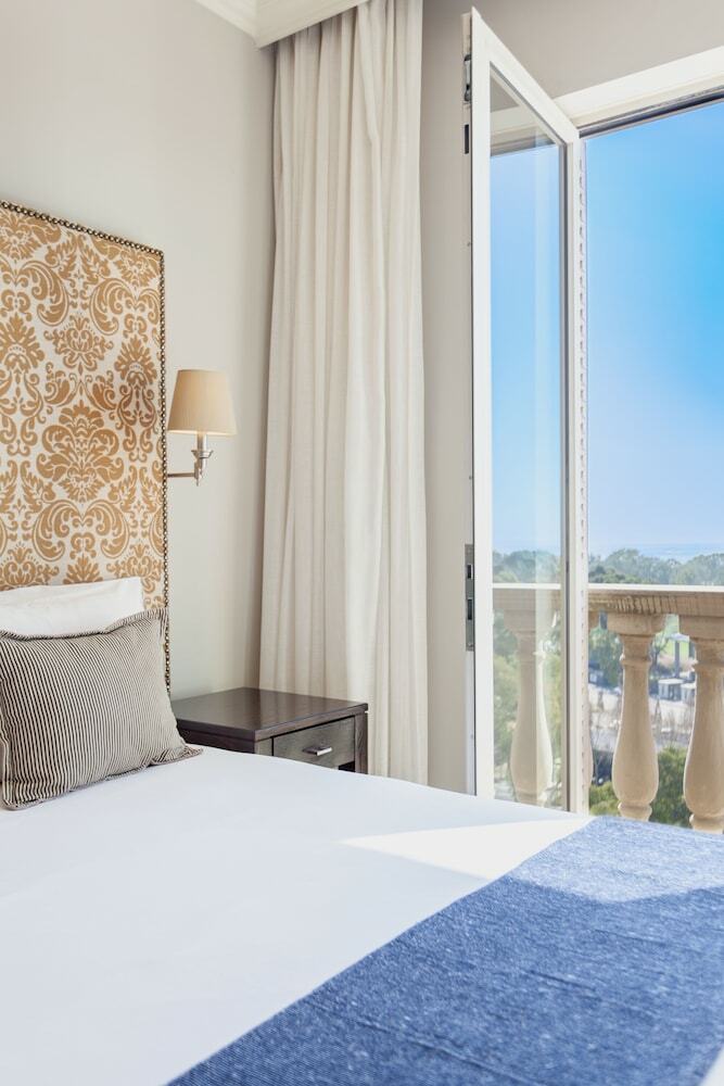 Hotel Cape Royale - Whosting