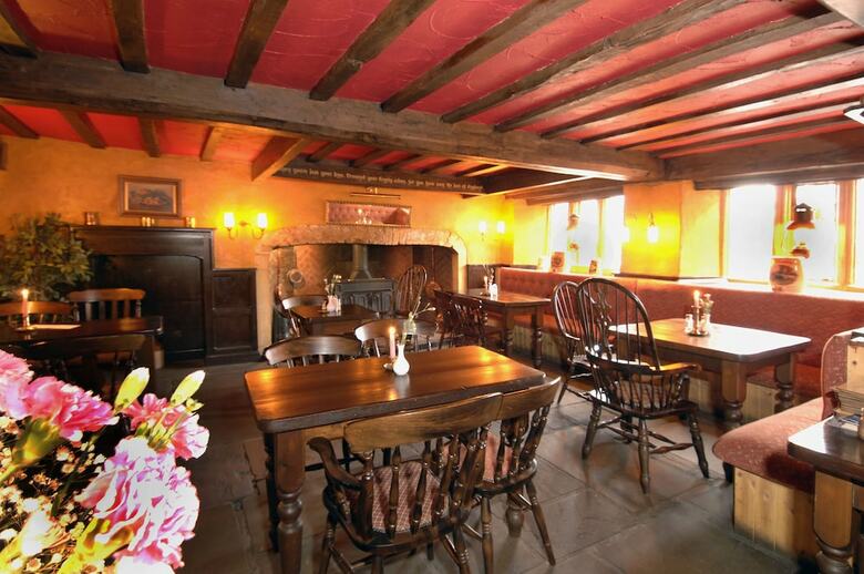 Posada Relaxinnz Old Crown Coaching Inn