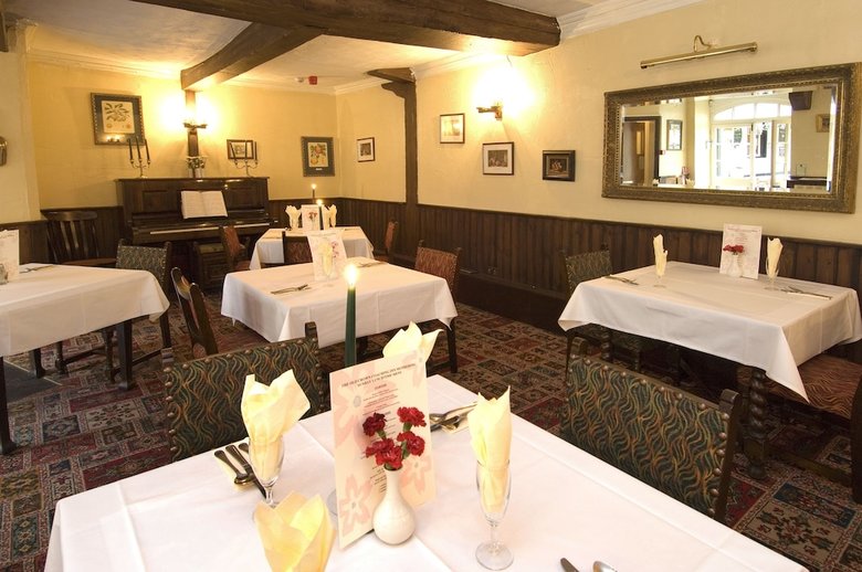 Posada Relaxinnz Old Crown Coaching Inn