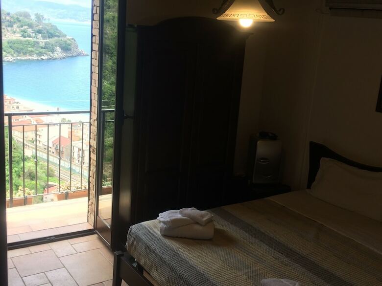 Bed & Breakfast La Bastia Beb