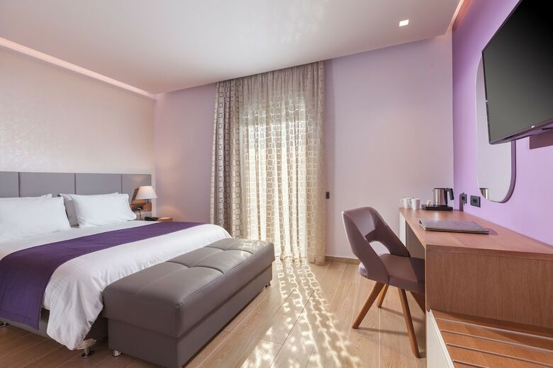 Blue Lagoon City Hotel