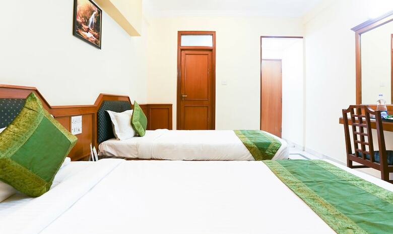 Hotel Treebo Trend Adarsh Inn Gandhi Nagar