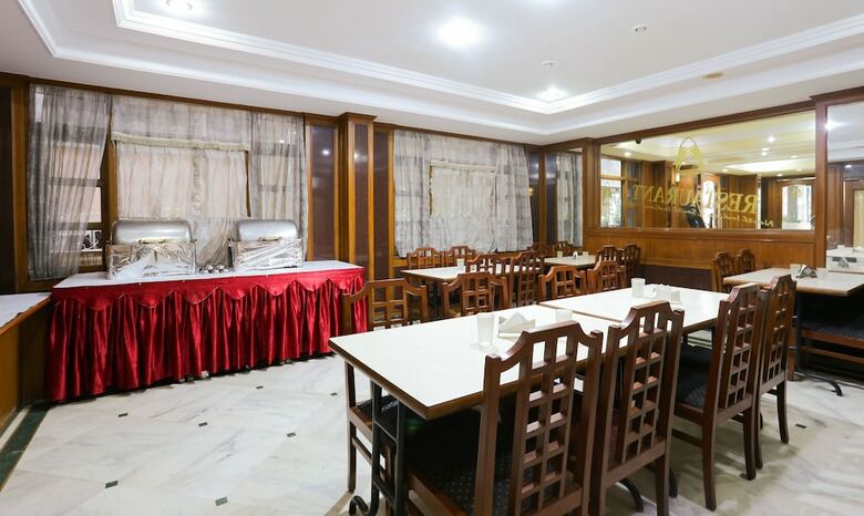 Hotel Treebo Trend Adarsh Inn Gandhi Nagar