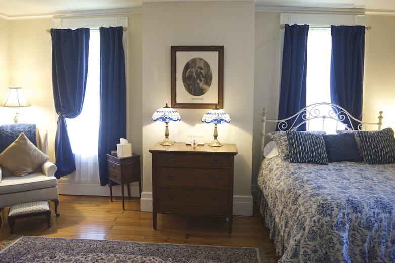 The Pawling House Bed & Breakfast