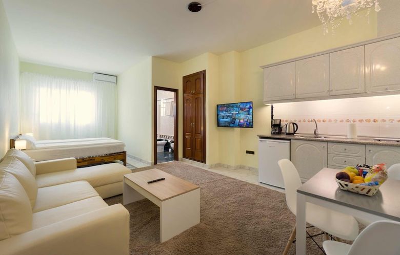 Aparthotel La Palmera