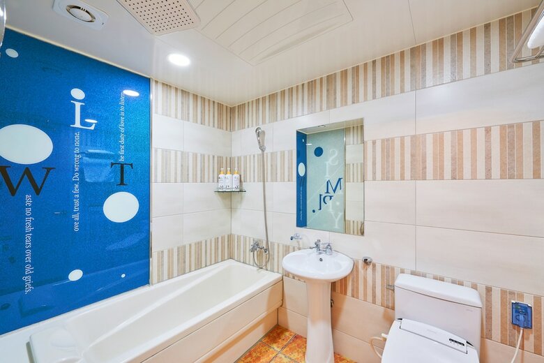 Business Hotel Venture