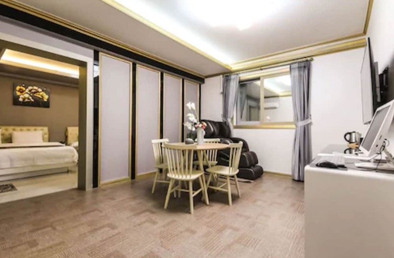Business Hotel Venture