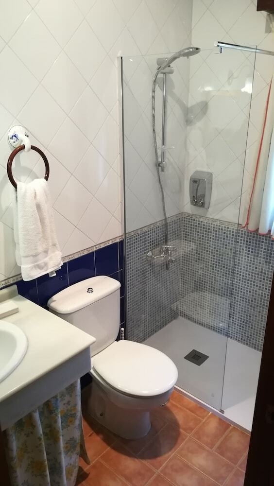 Apartamento Tur�sticos El Cueto