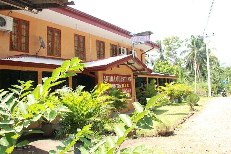Hotel Anura Guest Inn