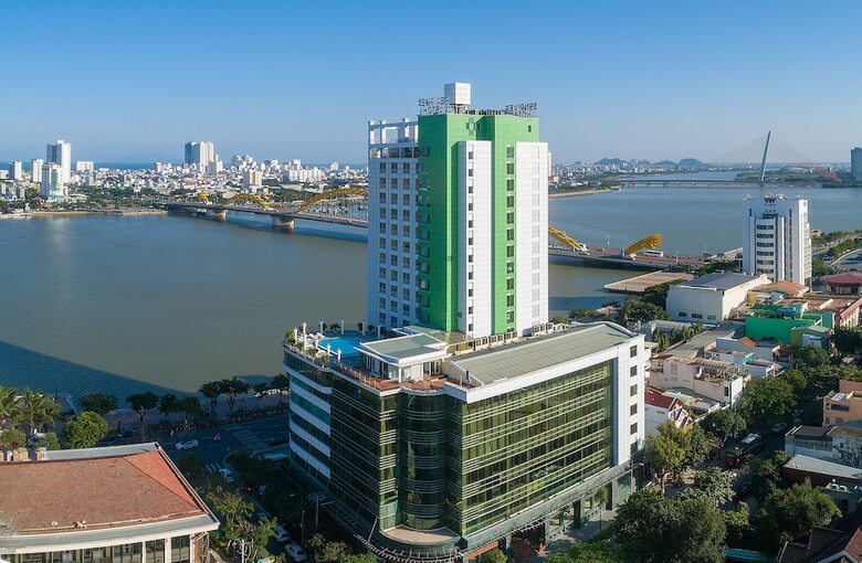 Senriver Hotel
