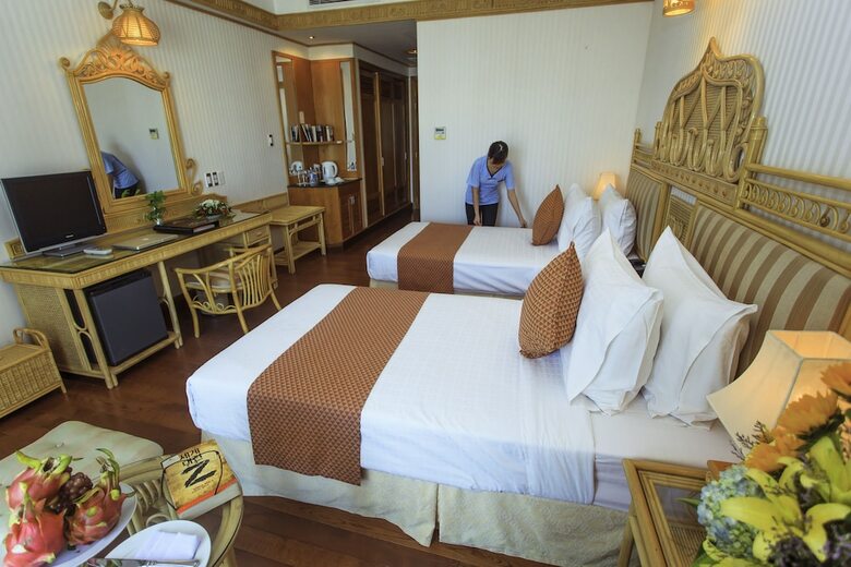 Senriver Hotel