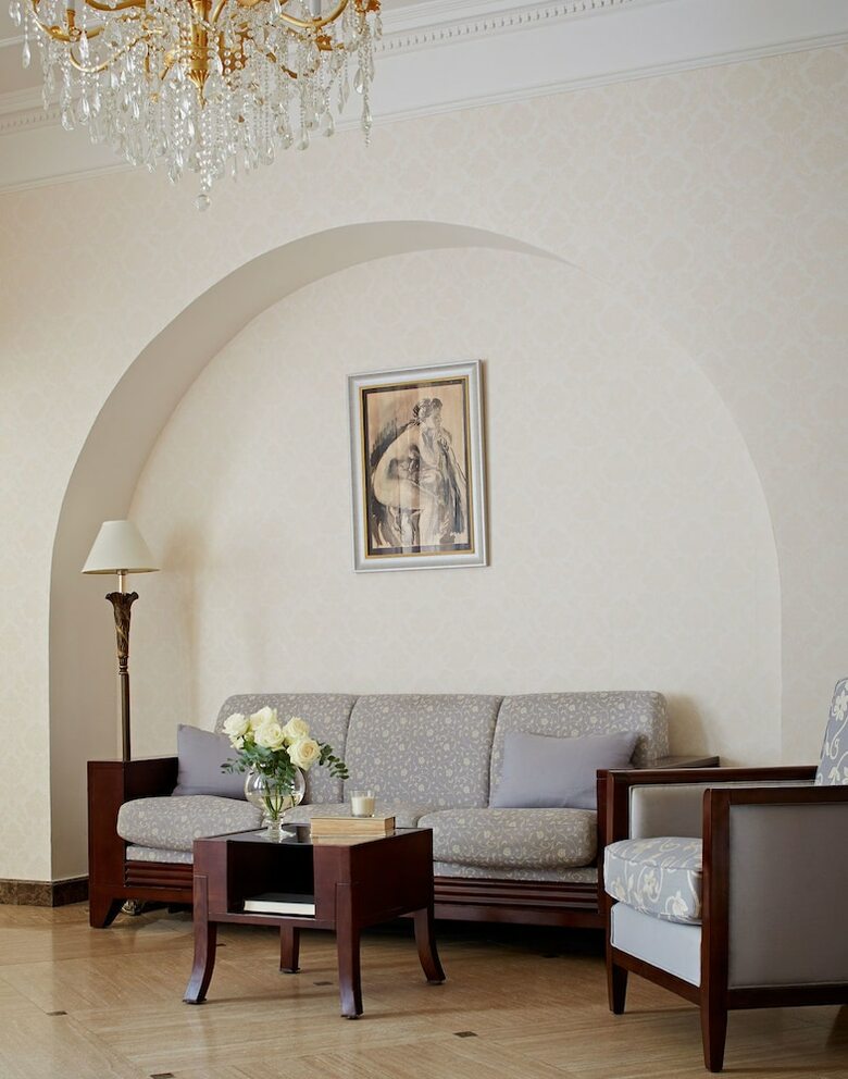 Hotel Apartments Almandine