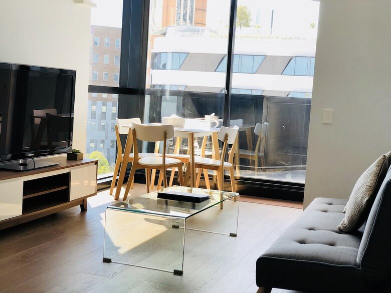 Level 8 Marvelous Apartment With Pool Access