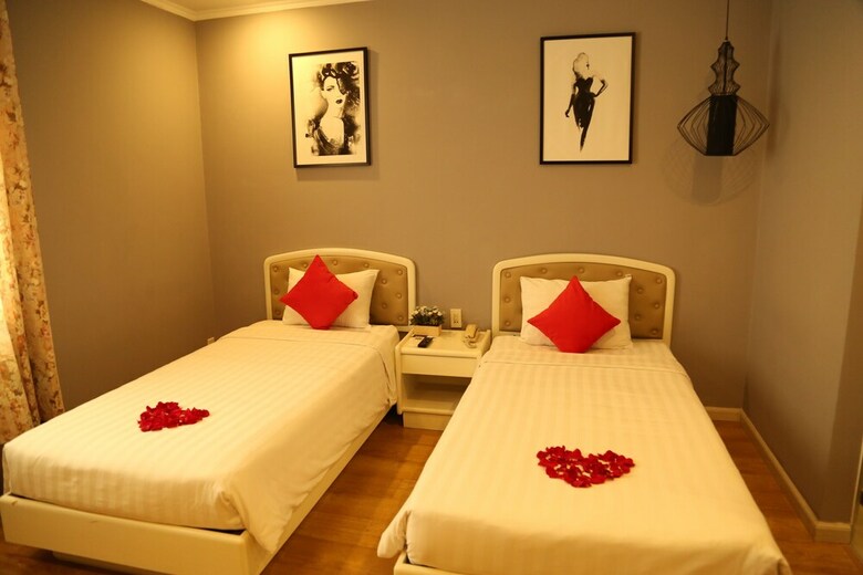 Kaka Hotel Han River