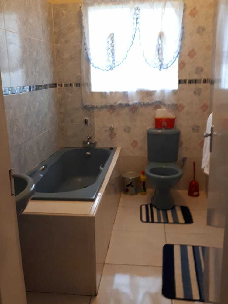 Bed & Breakfast Nhlangano Bnb