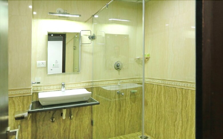 Hotel Crown Plaza Residency