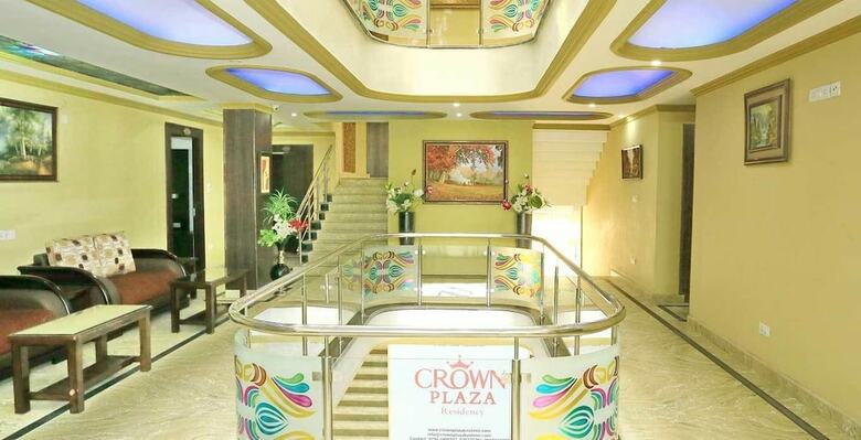 Hotel Crown Plaza Residency