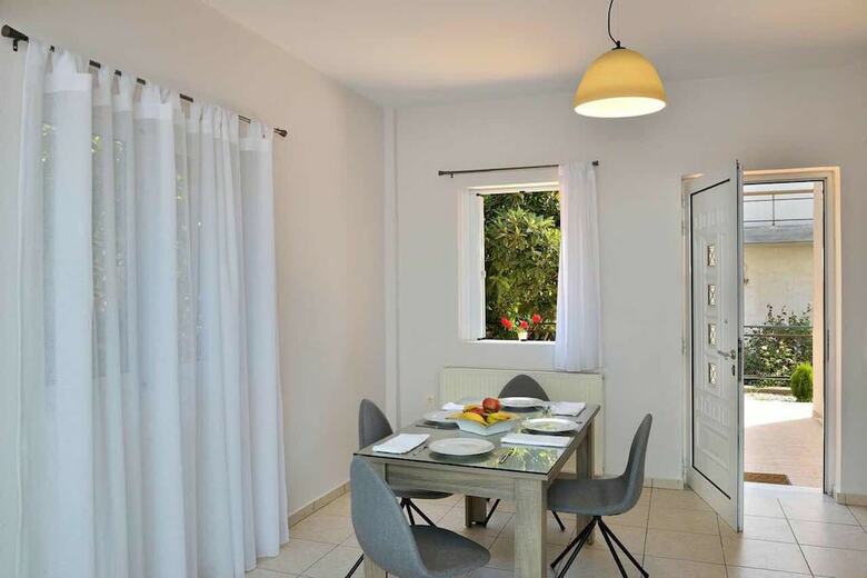 Apartamentos Iokasti Homes