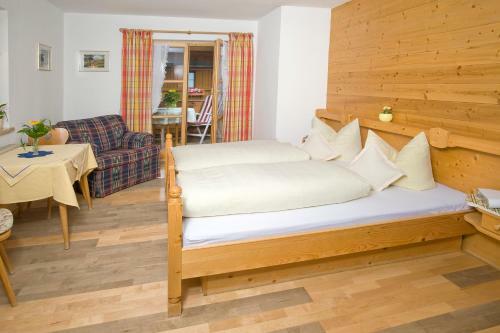 Hostal Pension Breitenlohner