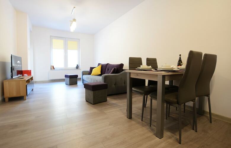 Golden Sun Apartments- Polanki