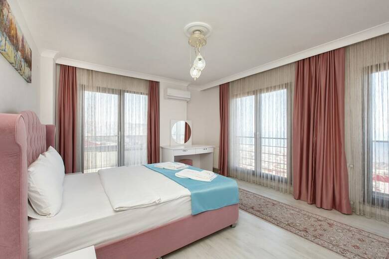 Verizana Apartments & Suites