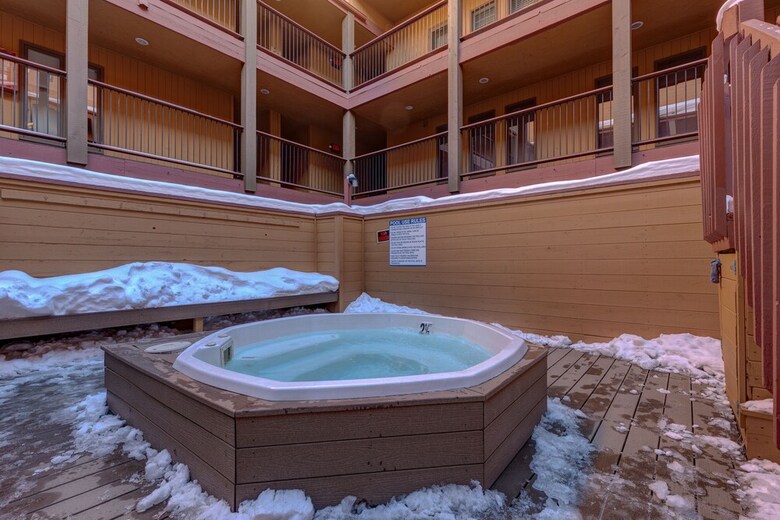 Der Steiermark (downtown Condos With Ski Access)