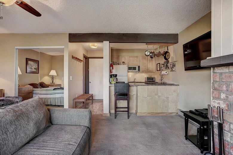 Der Steiermark (downtown Condos With Ski Access)