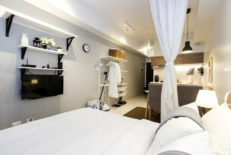 Luxury Scandinavian Studio @ The Pearl Place