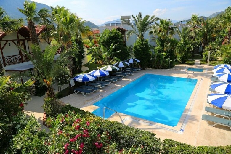 Hotel Arkadas Otel