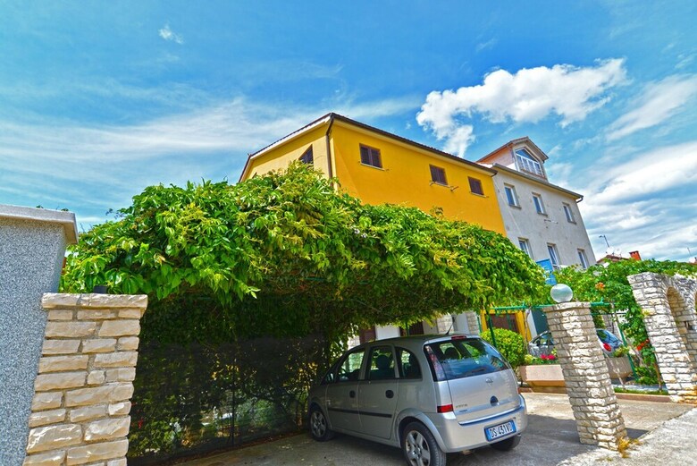 Apartment Stana 242