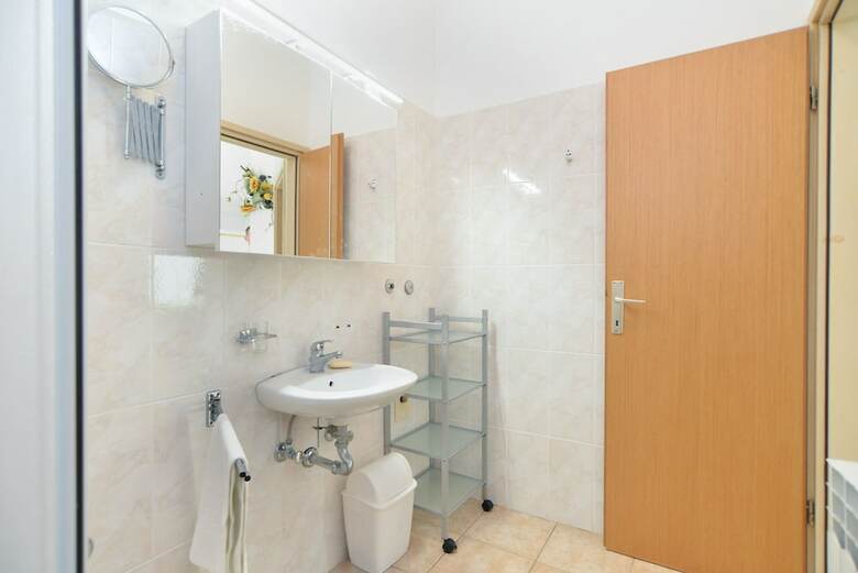 Apartment Neven 810