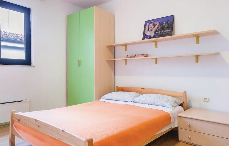 Apartment Emil 769