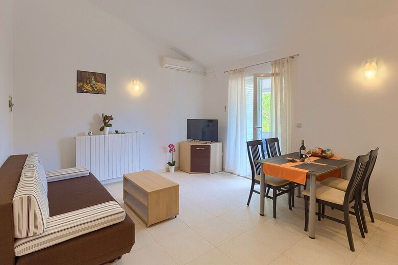 Apartment Boris 771