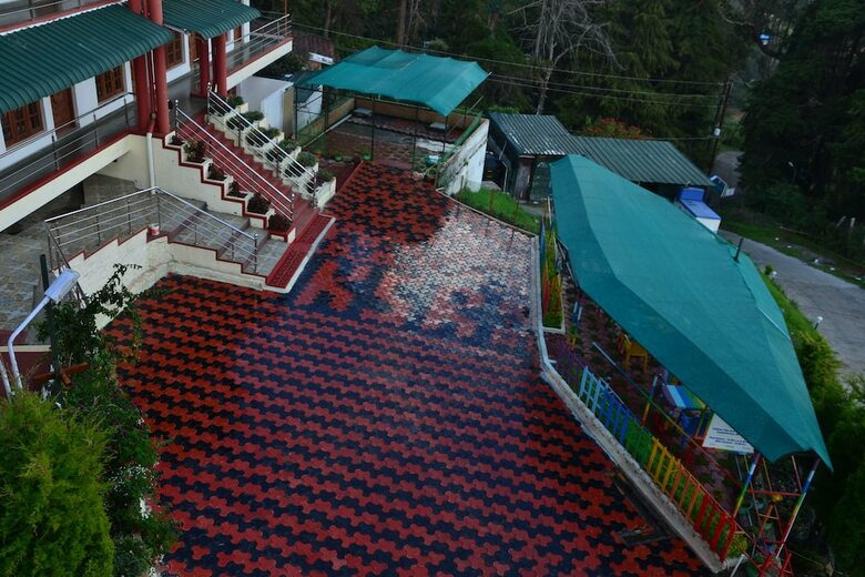 Kodai Sunshine Hotel