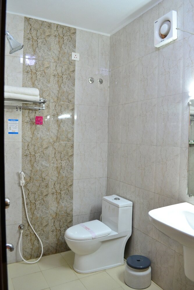 Kodai Sunshine Hotel