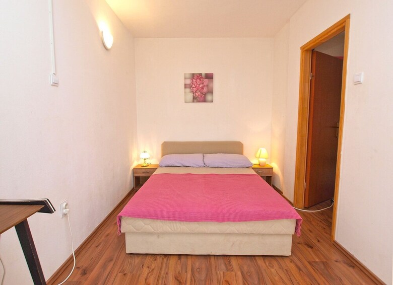 Apartments Arsen 928