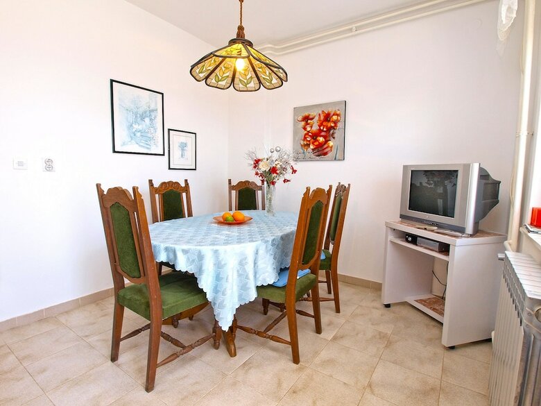 Apartments Vladislava 906