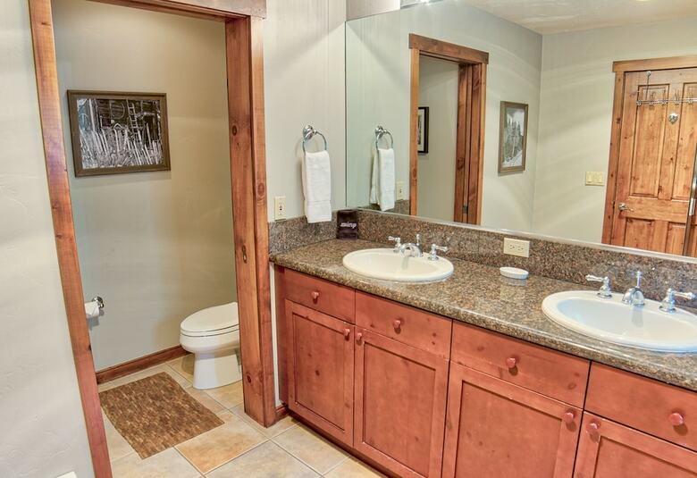 Main Street Junc. 15 (townhome With Resort Amenities)