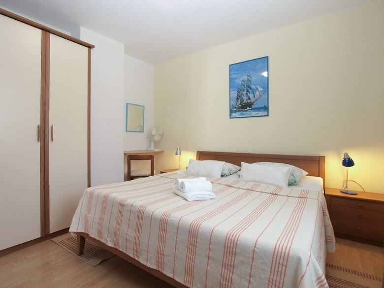 Apartments Jacqueline 1227