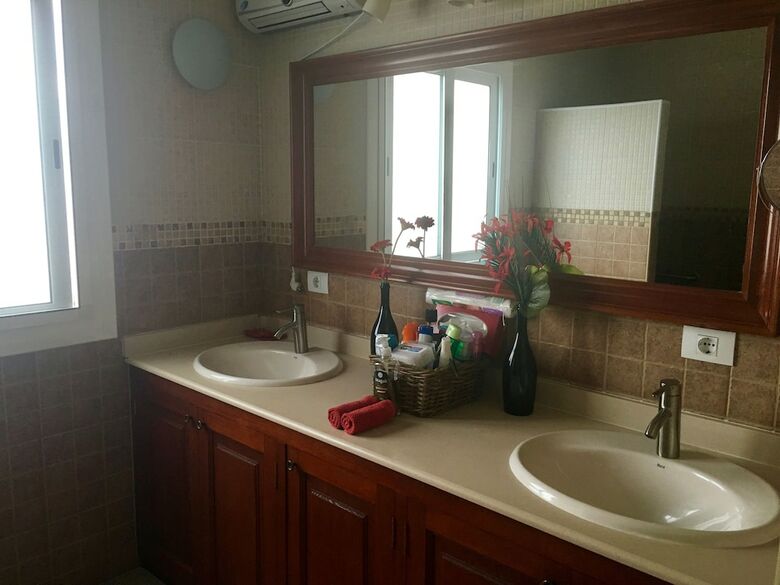 Hotel Bnb Los 5 Elementos Lanzarote