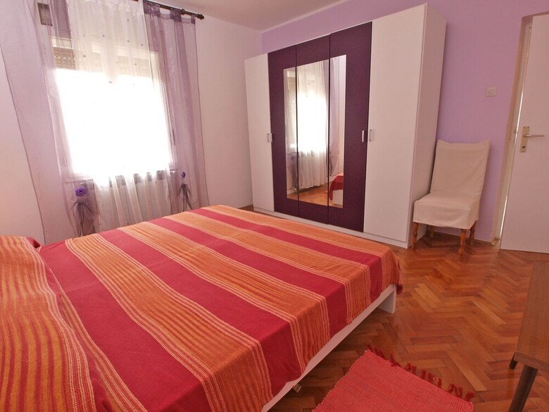 Apartments Ivanka 1056