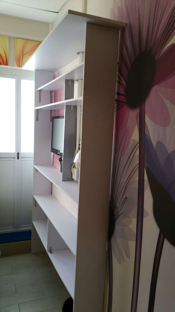 Hotel Sunrise Royal - Boutique Hostel
