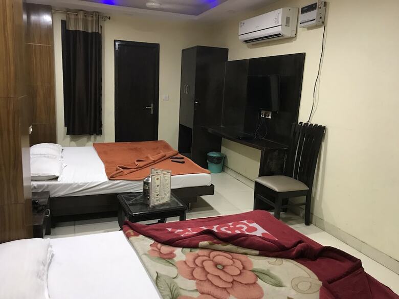 Hotel Noble Inn