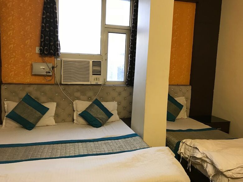 Hotel Noble International