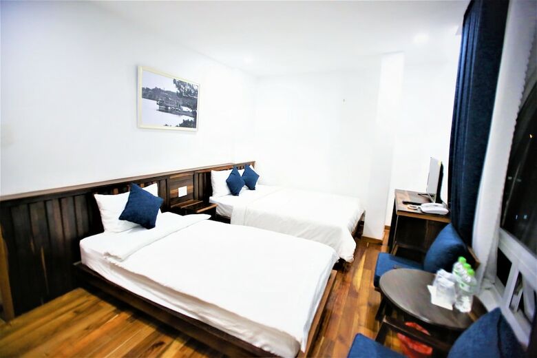 Lucky Star Hotel