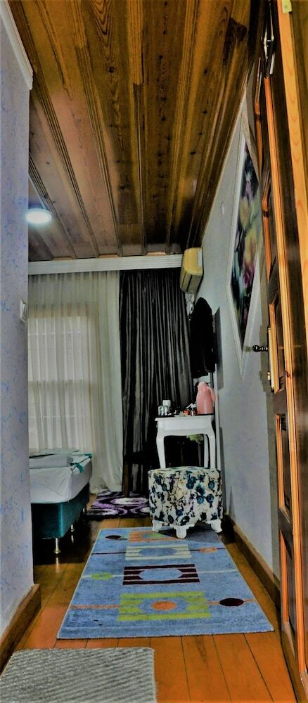 The Trip Hotel Old City
