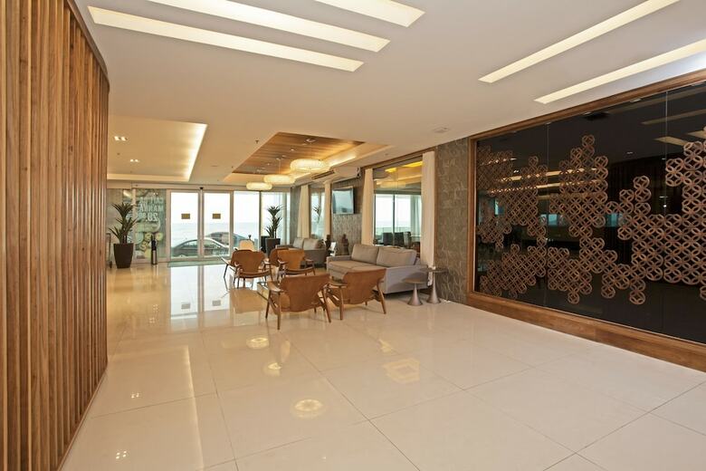 Paradiso Maca� Hotel