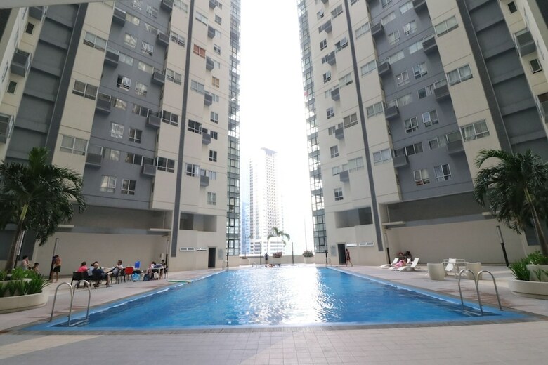 Oasis Regency At Fort Victoria Bgc